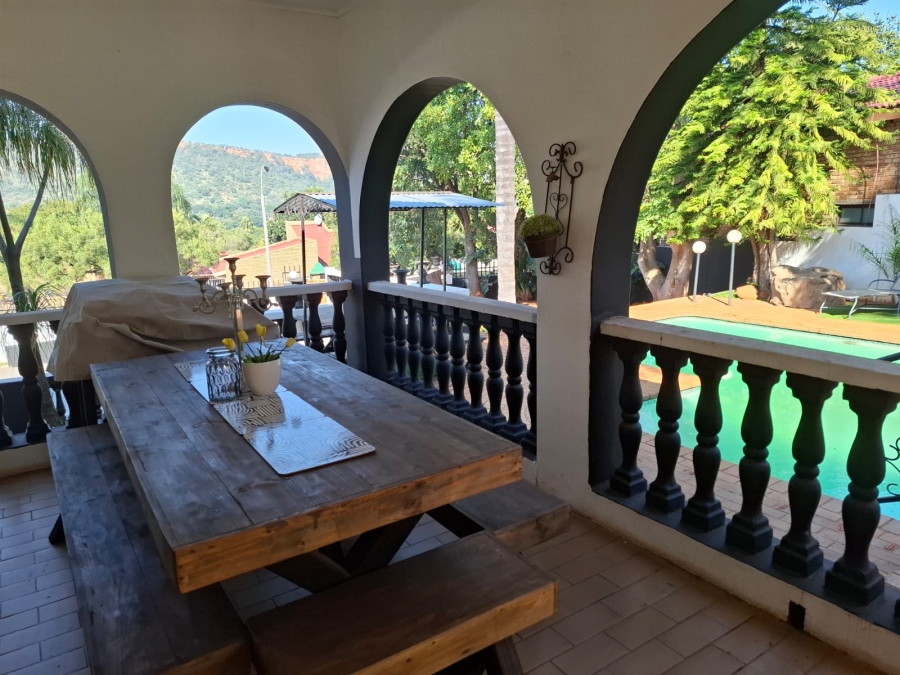 4 Bedroom Property for Sale in Safari Gardens North West